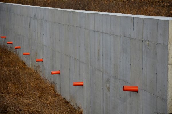 Cement Wall Pouring in Hamilton