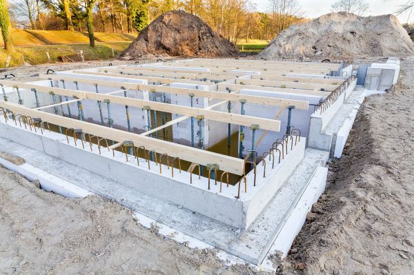 Building Foundation Service in Hamilton