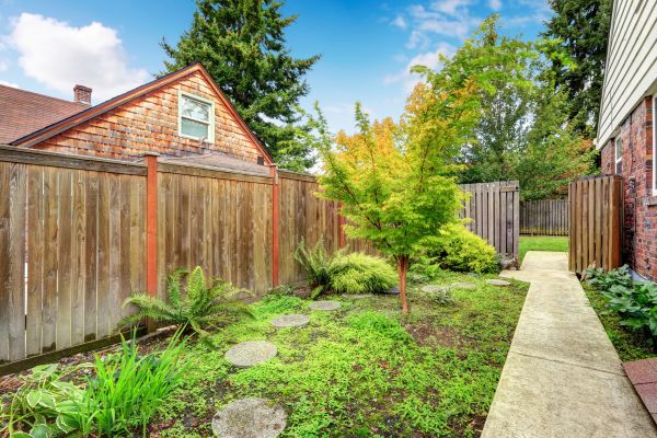 Backyard Walkway Construction in Hamilton