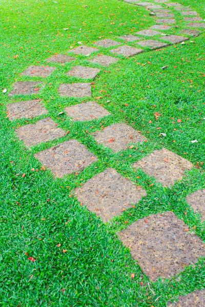 Backyard Pathway Construction in Hamilton
